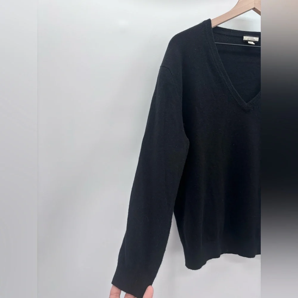 J. Crew 100% Cashmere V-Neck Sweater Size Small in Black